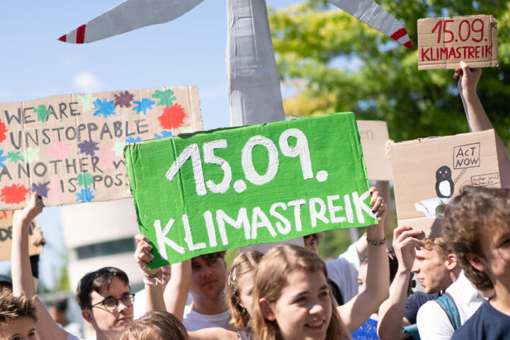 PM: Globaler Klimastreik am 15.09. – #EndFossilFuels