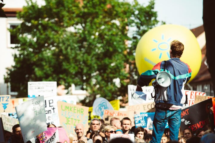 Mutig, radikal hoffnungsvoll: Internationale Klimaproteste am 20. September 2025